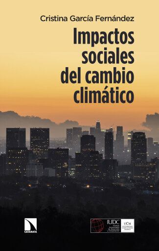 Portada del libro «Impactos sociales del cambio climático.», de Cristina García Fernández