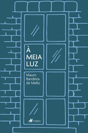 À Meia Luz