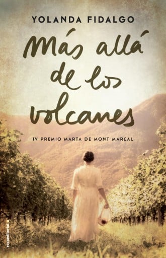 Portada del libro «Más allá de los volcanes», de Yolanda Fidalgo Vega